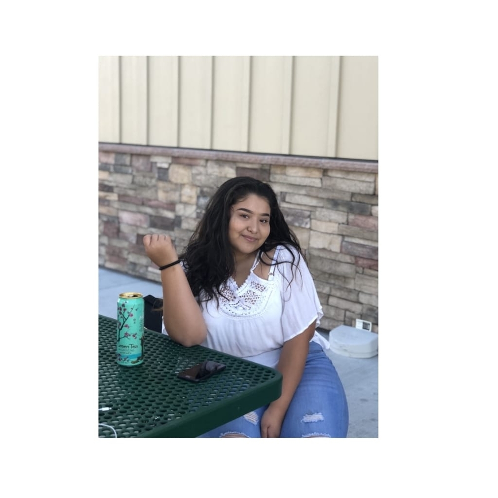 Meet your Posher, Alondra